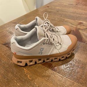 On Running Shoes size 6